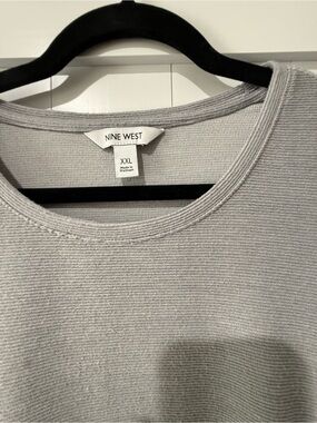 Nine West Women's Crewneck Sweater Top in Light Gray